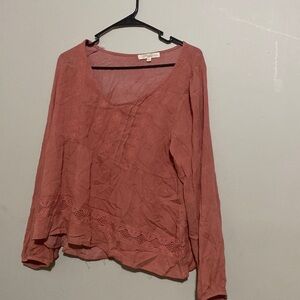 Women’s blouse size xl